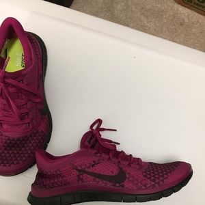 Nike free shoes